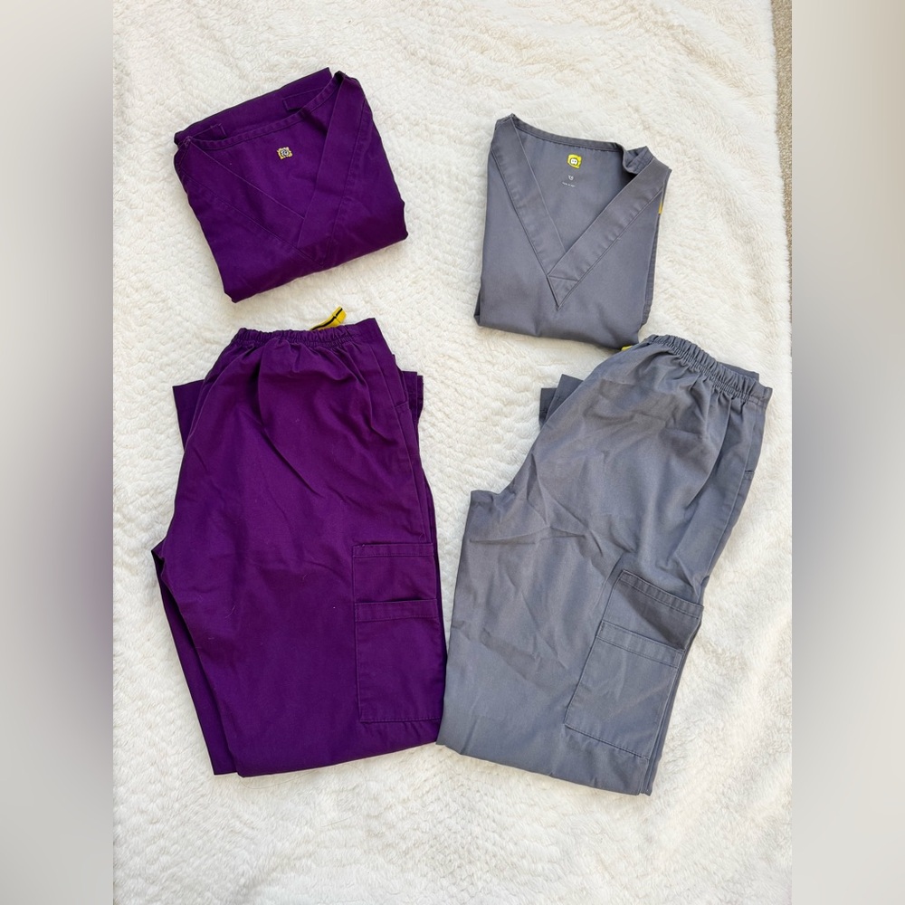 Scrub set purple and gray
